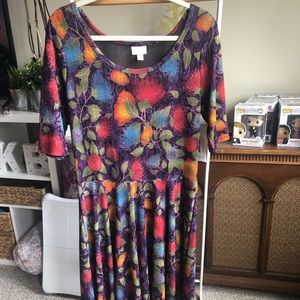 Nicole dress without pockets.